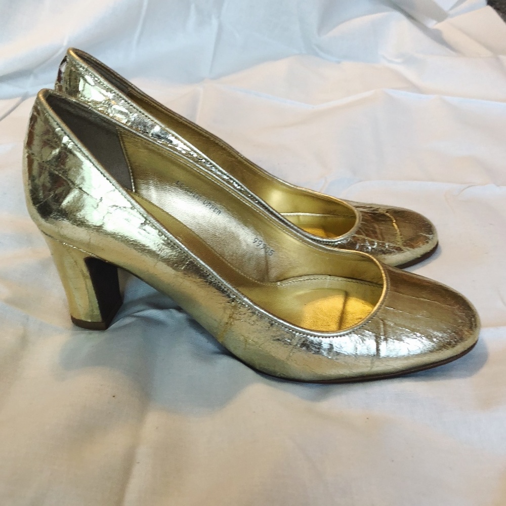 J Crew Gold Crinkle Leather Block Heel - 7